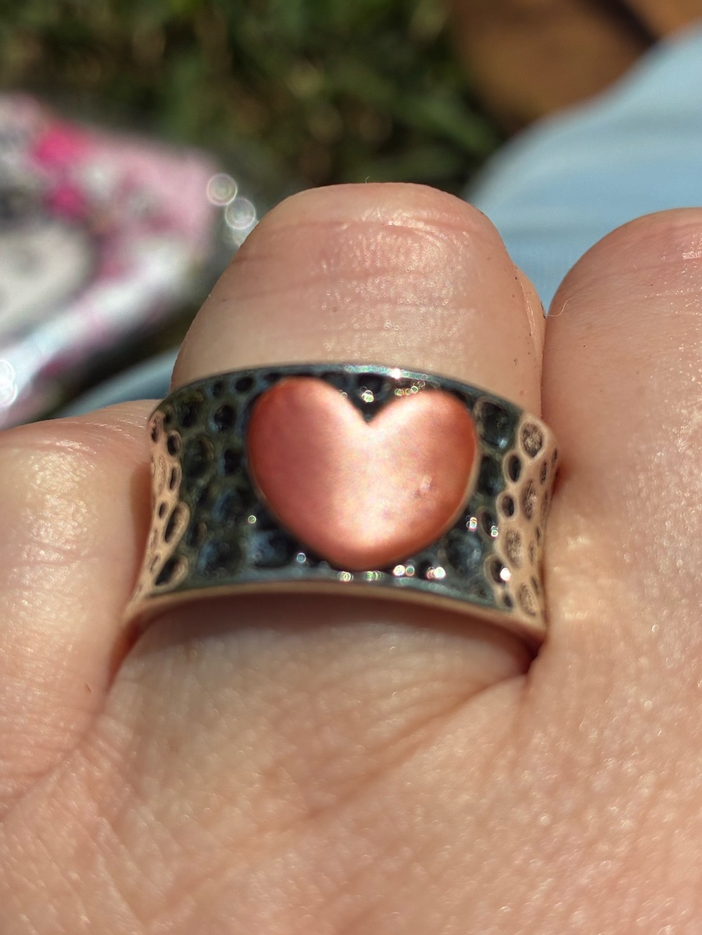 🧡 Copper Color Heart Silver Tone Dimpled Band Ring